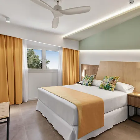 Riu Playa Park 4*