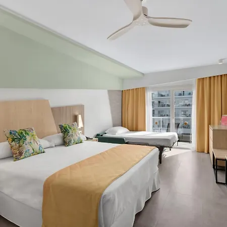 Riu Playa Park Готель 4*