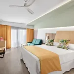 Riu Playa Park Hotel